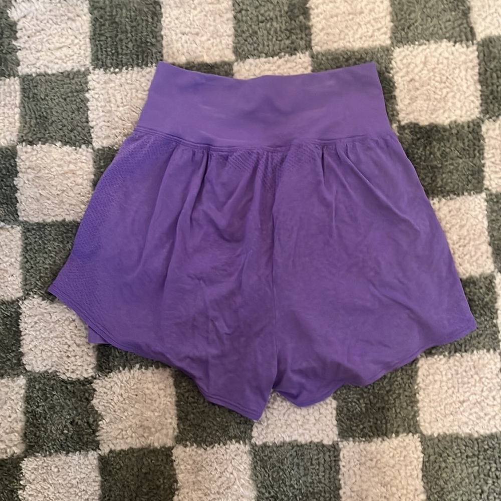 🎉HP🎉NWOT Gymshark shorts - Picture 3 of 5